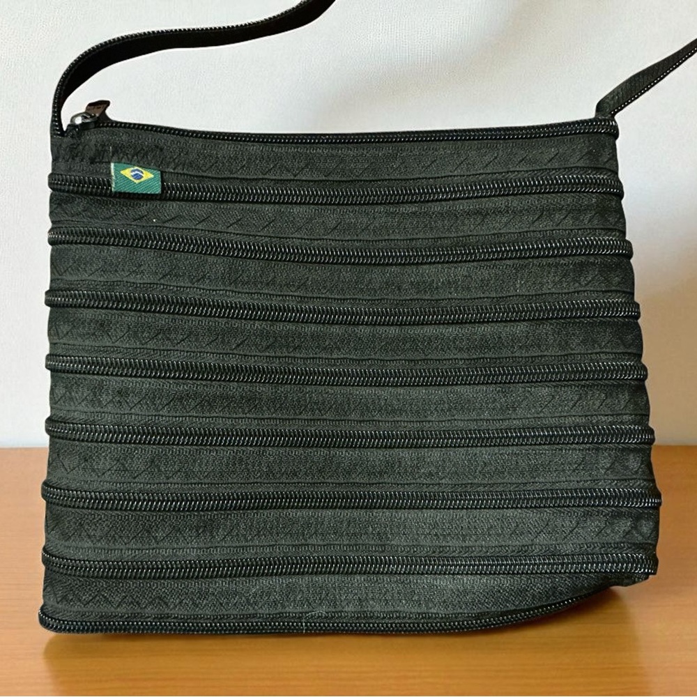 Stylish Interesting Unique Zips Away To Nothing Bag